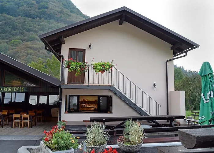 Tolminska Korita 招待所 3*